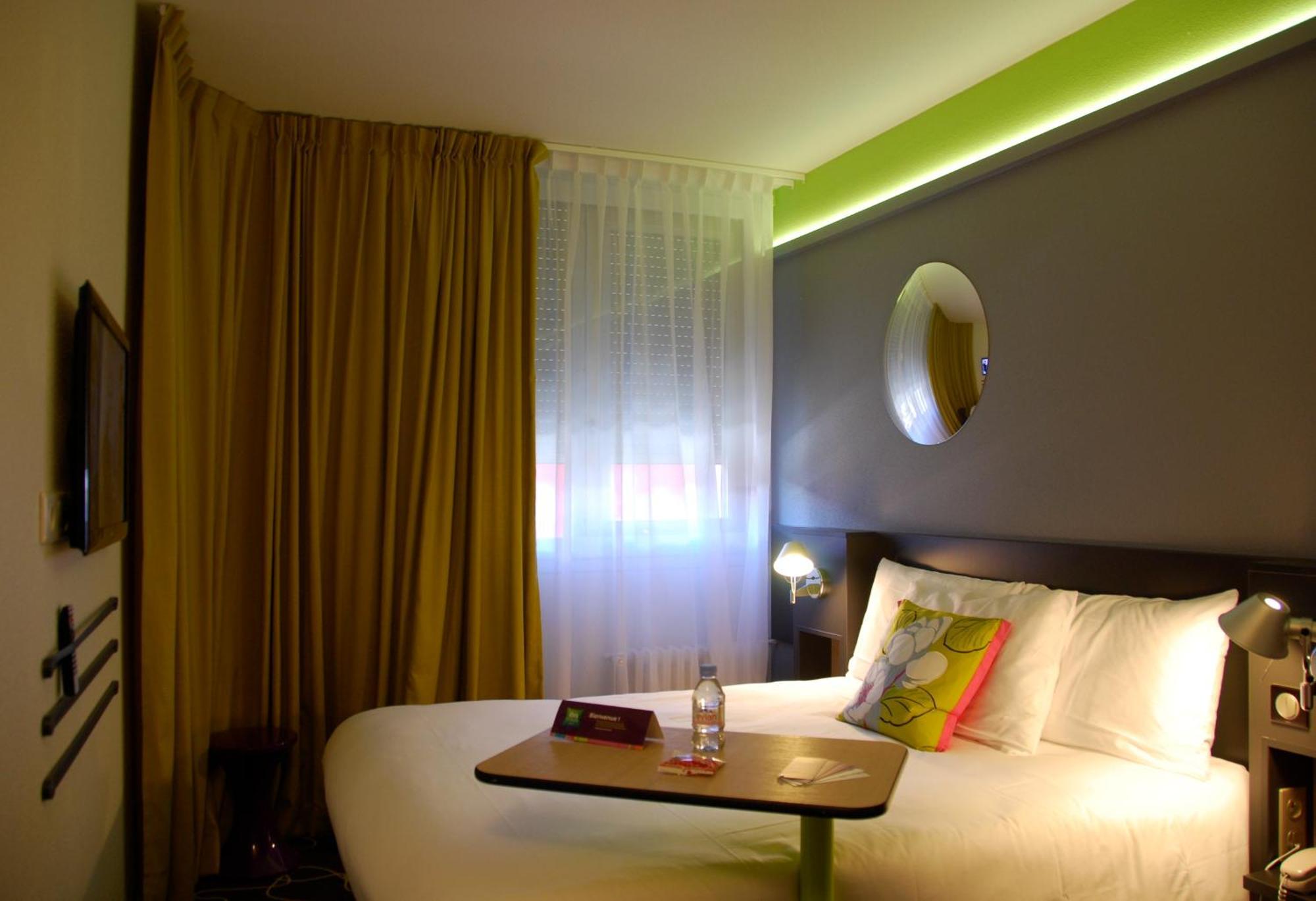 Ibis Styles Roanne Centre Gare Hotel Exterior foto