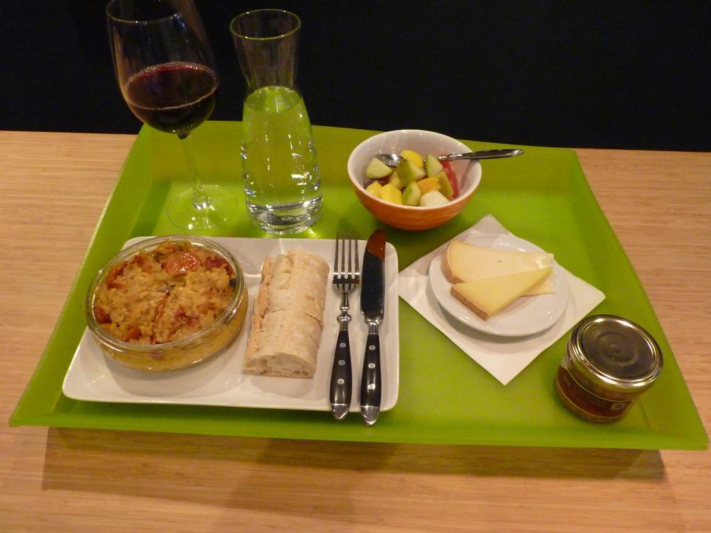 Ibis Styles Roanne Centre Gare Hotel Exterior foto